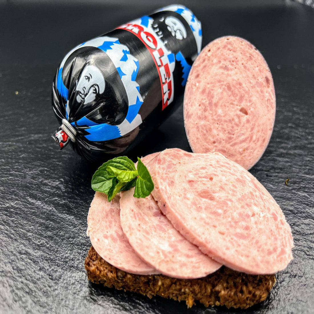 Grobe Aufschnittwurst "Tiroler Art": Bauernbrot & Senf – Brotzeit