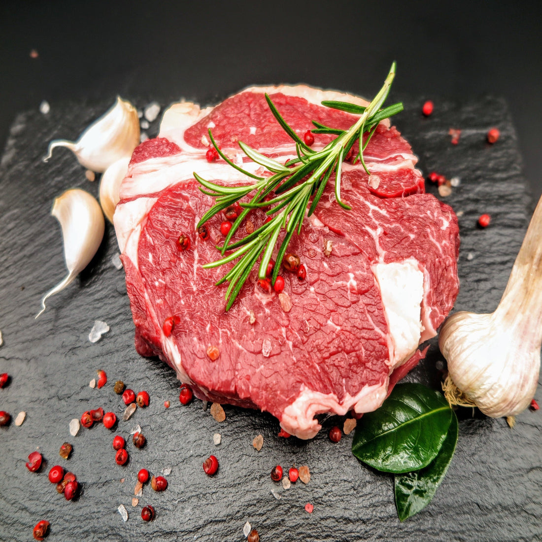 Hof-Rind Entrecôte - Rib-Eye-Steak: Kräuter-Knoblauch – Pfanne – Dein-Landmetzger.de