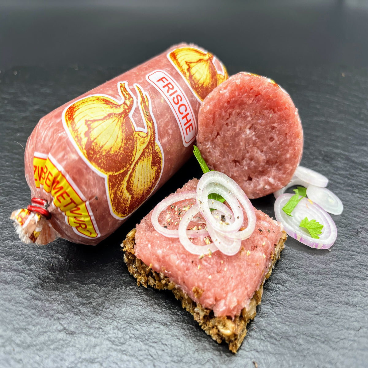 Zwiebelmettwurst – handwerklich hergestellte Spezialität