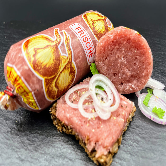 Zwiebelmettwurst – handwerklich hergestellte Spezialität